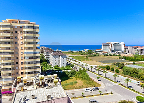 Cozy two-bedroom apartment with spectacular sea views