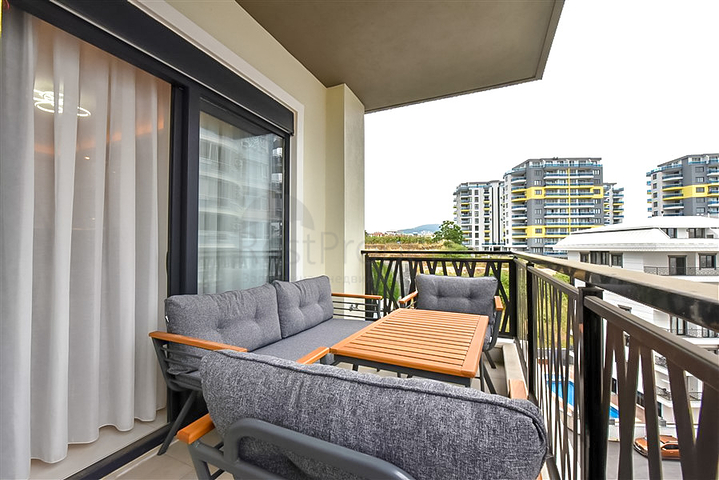 1+1 apartment for rent in Mahmutlar district