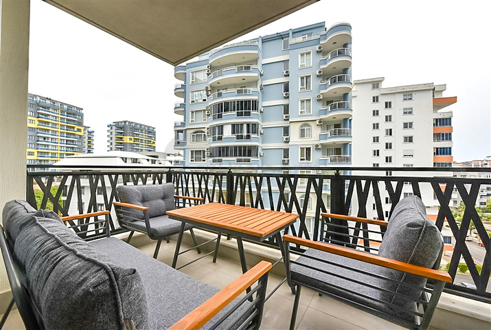 1+1 apartment for rent in Mahmutlar district