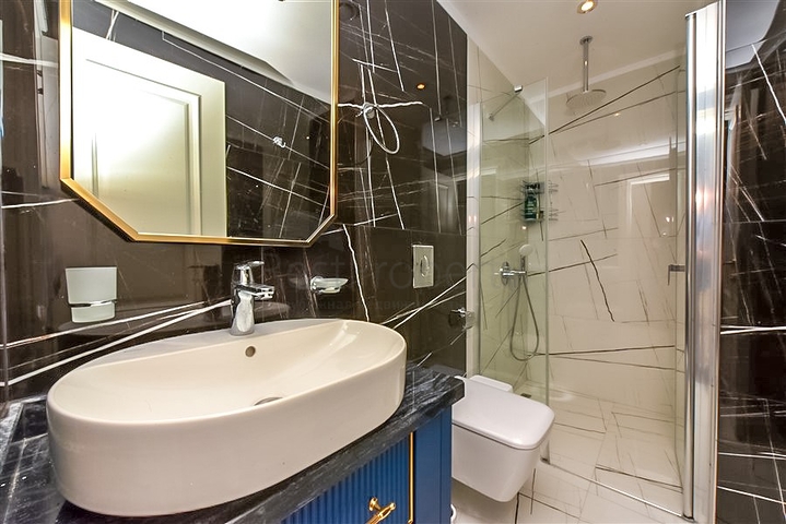 Luxury Penthouse on the first coastline in Both directions