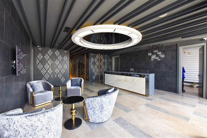 Luxury Penthouse on the first coastline in Both directions