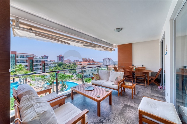 Furnished 2+1 apartment with a residence permit in the Cikcilli area