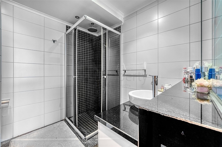 Furnished 2+1 apartment with a residence permit in the Cikcilli area