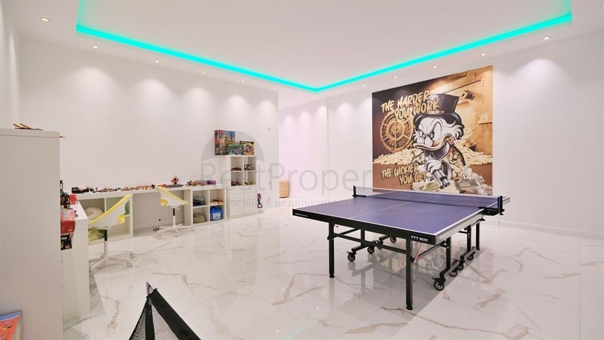 Luxury 5+1 villa with spectacular views