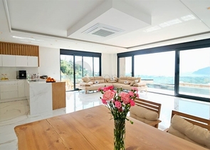 Luxury 5+1 villa with spectacular views