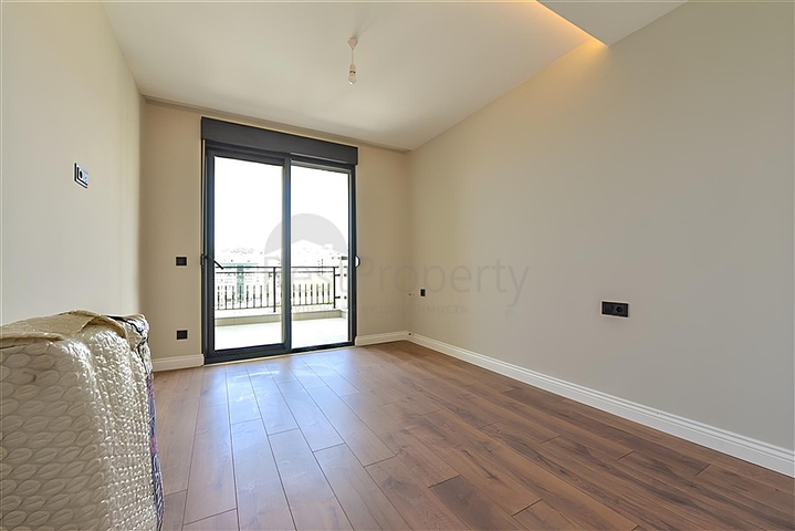 Bright and spacious apartment in a modern residential complex in Oba district