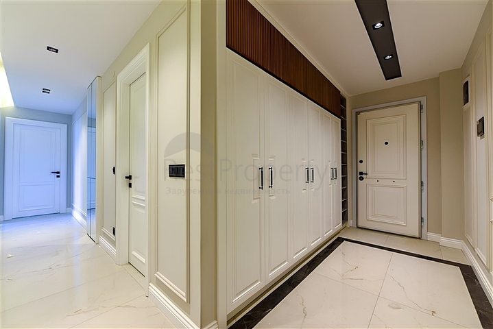 Bright and spacious apartment in a modern residential complex in Oba district