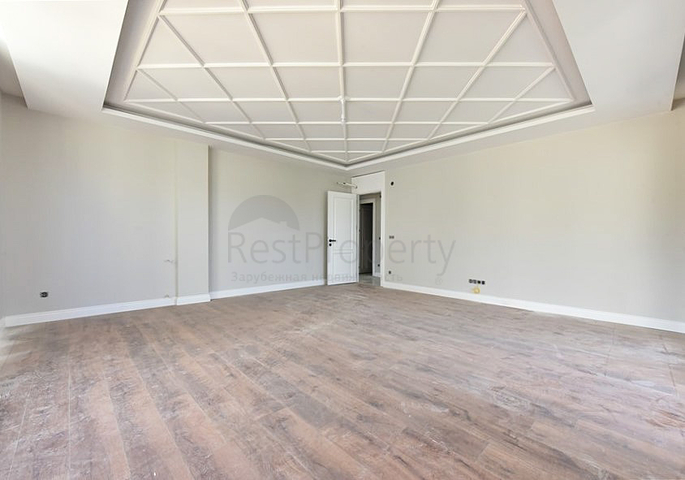 Spacious 4+1 apartment in an excellent location in Oba/Alanya