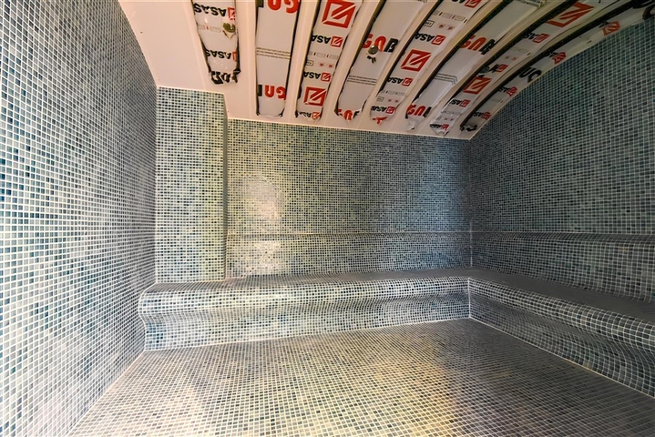 Spacious 4+1 apartment in an excellent location in Oba/Alanya