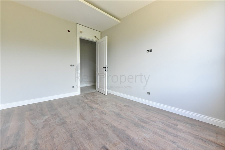 Spacious 4+1 apartment in an excellent location in Oba/Alanya