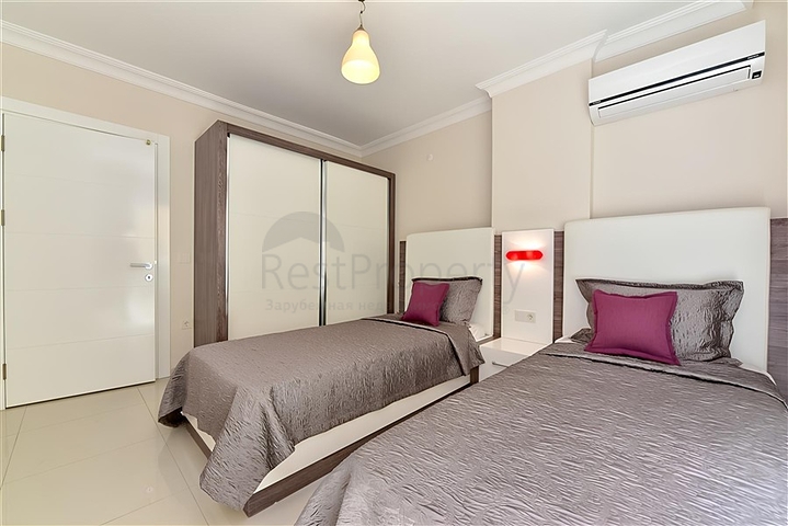 Two-bedroom apartment 150 meters from the sea