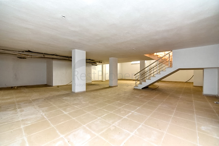 Commercial premises in the Oba area