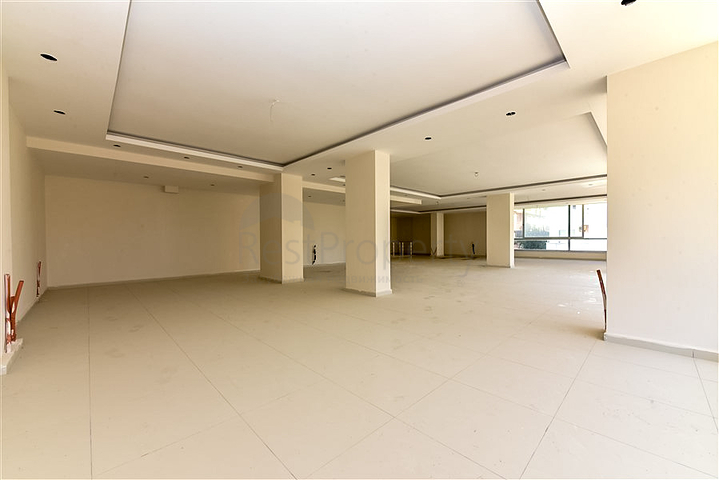 Commercial premises in the Oba area