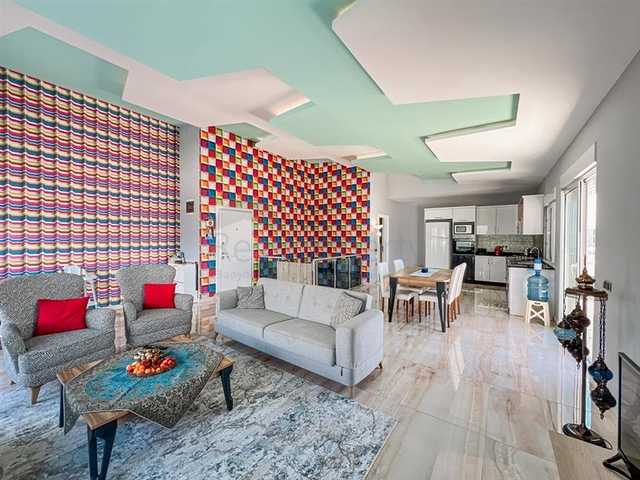 3+1 penthouse with sea view