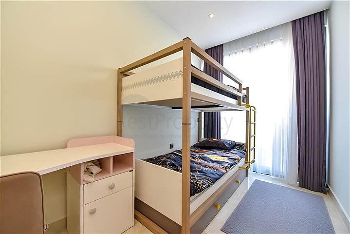 2+1 apartment on the first coastline in Mahmutlar