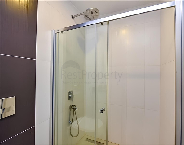 2+1 apartment on the first coastline in Mahmutlar