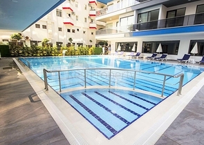 2+1 apartment on the first coastline in Mahmutlar