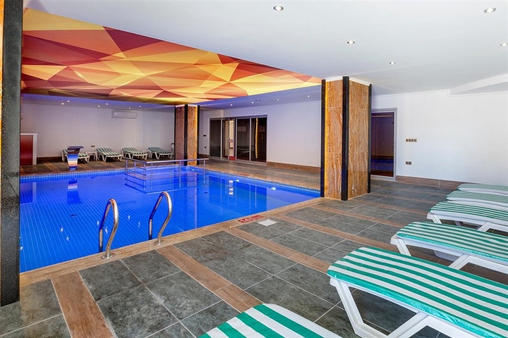 One-bedroom apartment 550 m from the sea