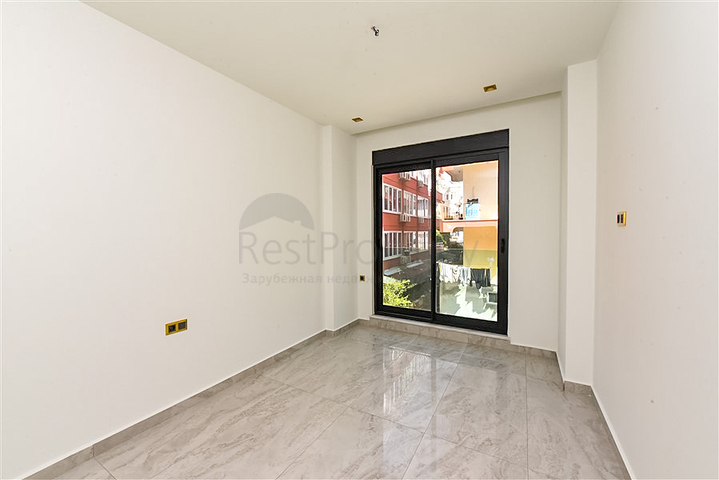 2+1 apartment in a premium class complex in the center of Alanya 