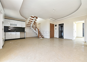 Spacious 3+2 penthouse in Mahmutlar district