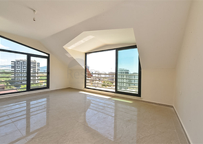 Spacious 3+2 penthouse in Mahmutlar district