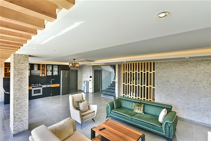 Villa with a view of the Mediterranean Sea and the Alanya Fortress