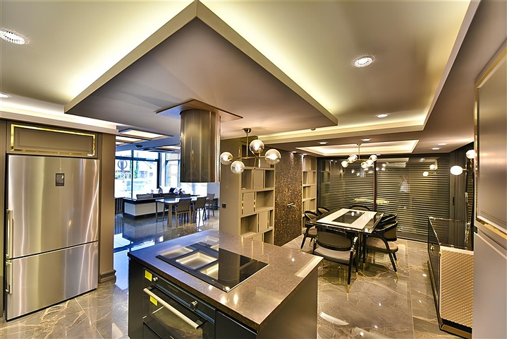 Villa with a view of the Mediterranean Sea and the Alanya Fortress