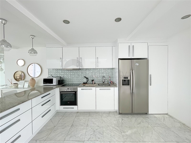 3+1 penthouse with sea and mountain views