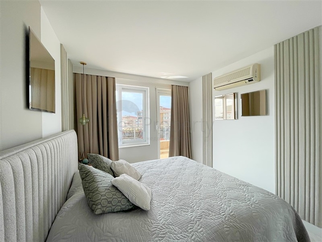 3+1 penthouse with sea and mountain views