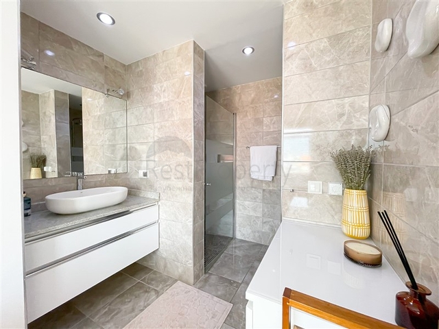 3+1 penthouse with sea and mountain views