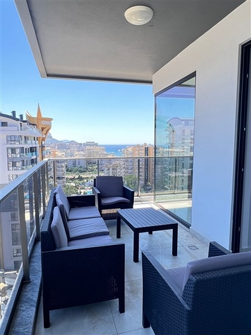 Two-bedroom apartment 20 m from the sea