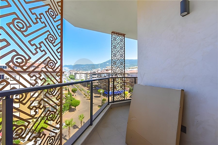 2+1 penthouse in a new complex in the Oba area, 350 m from the sea
