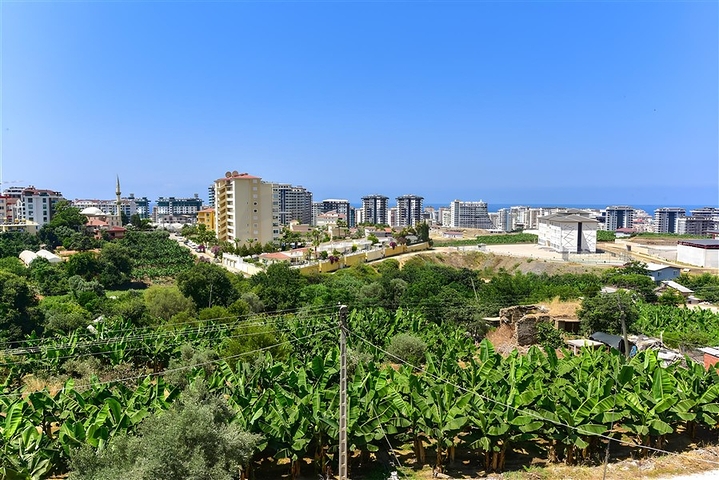 Spacious villa in Mahmutlar is an ideal choice for a large family