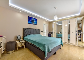 Spacious villa in Mahmutlar is an ideal choice for a large family