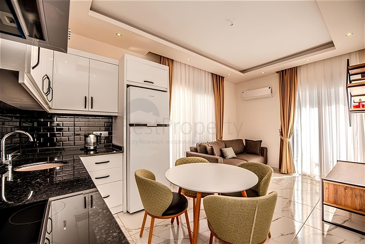 One-bedroom apartment in a new complex in the center of Alanya