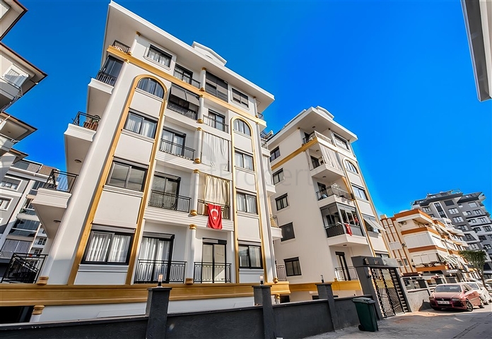 One-bedroom apartment in a new complex in the center of Alanya