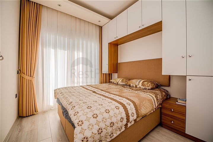 One-bedroom apartment in a new complex in the center of Alanya