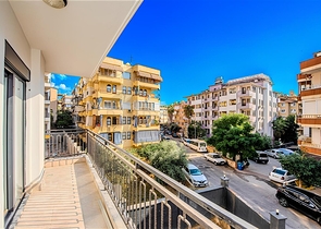 One-bedroom apartment in a new complex in the center of Alanya