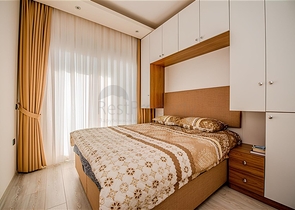 One-bedroom apartment in a new complex in the center of Alanya