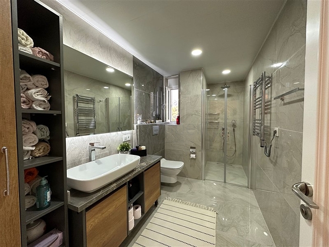 Villa in the central part of Alanya with sea view