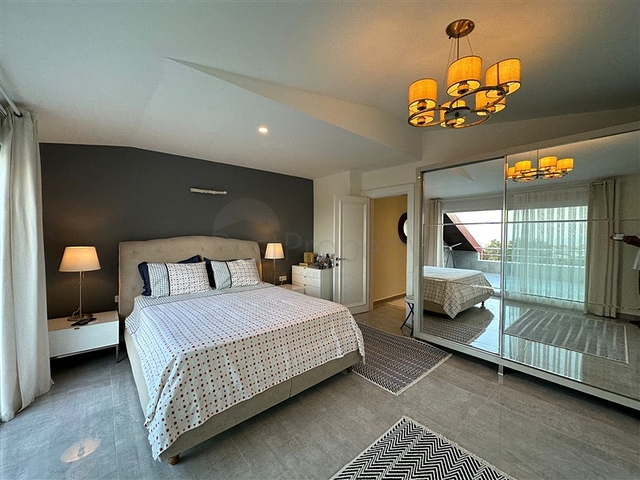 Villa in the central part of Alanya with sea view