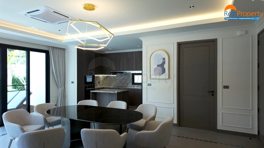 Mediterranean Style Villas in Bang Tao