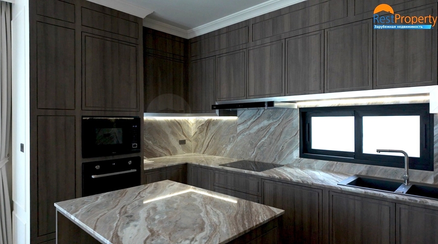 Mediterranean Style Villas in Bang Tao