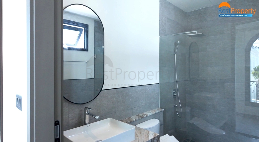 Mediterranean Style Villas in Bang Tao