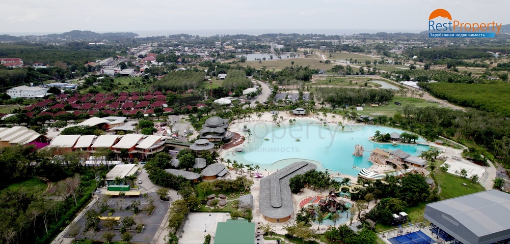 Mediterranean Style Villas in Bang Tao