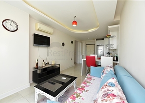 1+1 apartment in Mahmutlar area with sea view