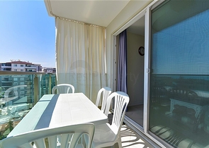 1+1 apartment in Mahmutlar area with sea view