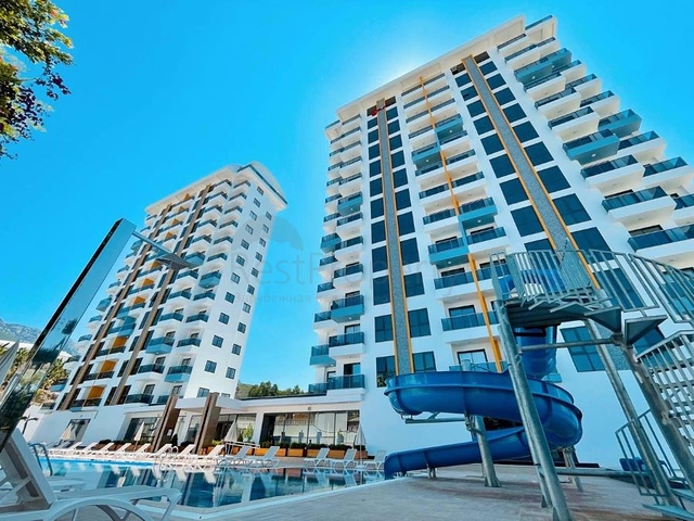 1+1 apartment in a new complex in Mahmutlar district