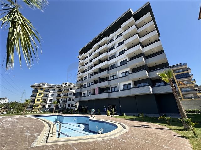 1+1 apartment in Avsallar district