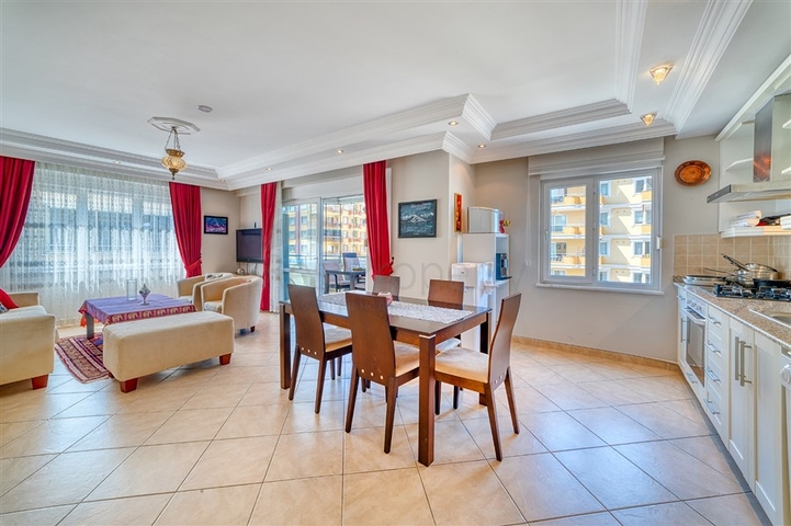 Spacious 2+1 Apartment in Mahmutlar